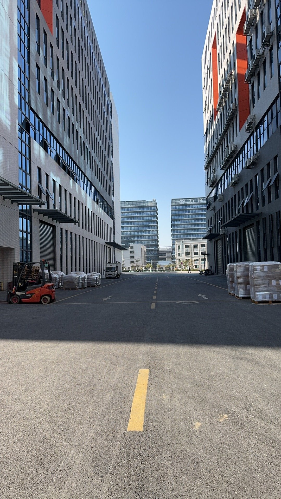 Unupak packaging factory exterior